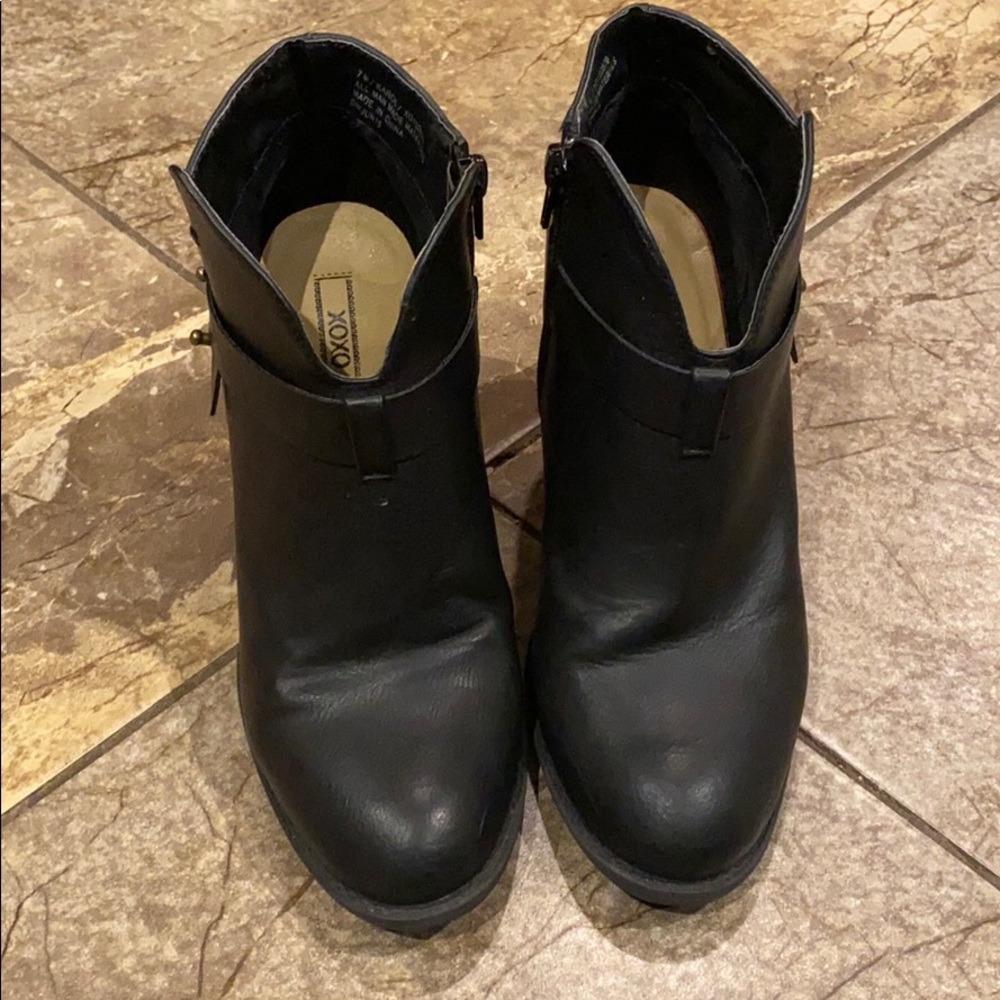 Black Ankle Boots